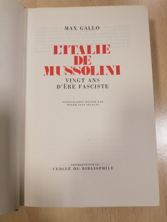 Livre ( 20 ans d'ère fasciste)