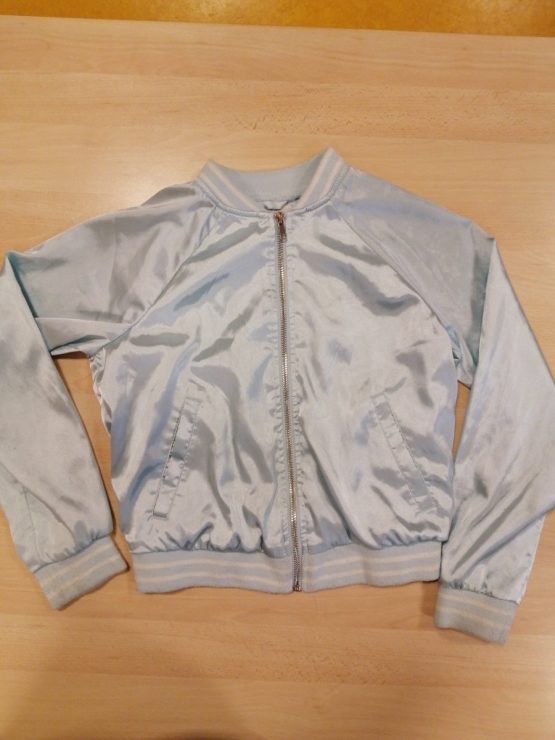 Veste bleu ciel 12 ans