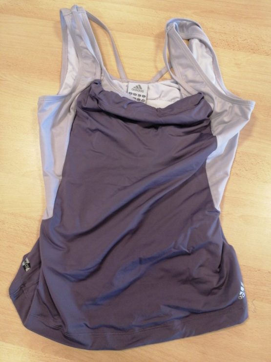 Maillot de la marque Adidas  Taille L