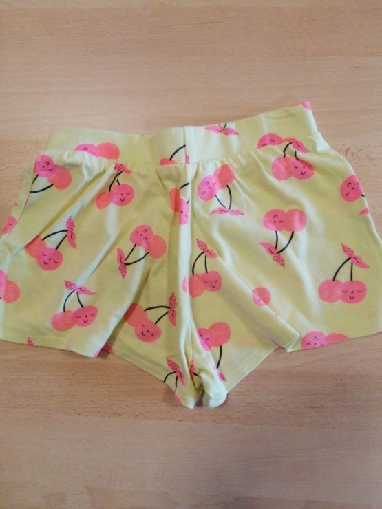 short fille 4 ans