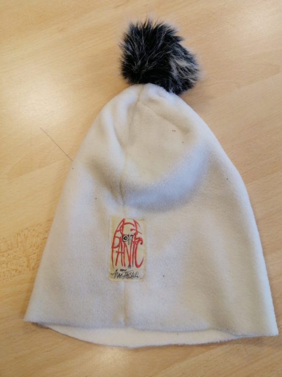 bonnet a pompon