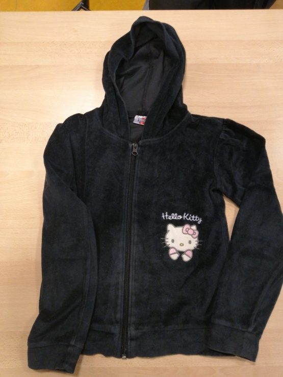 Veste de la marque Samrio Helllo Kitty 10 ans