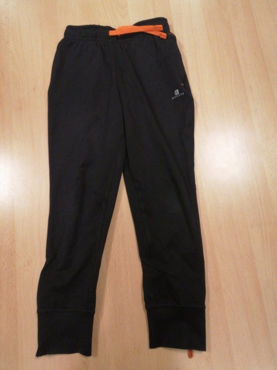 Bas Jogging Domyos Noir avec une Ceinture Orange