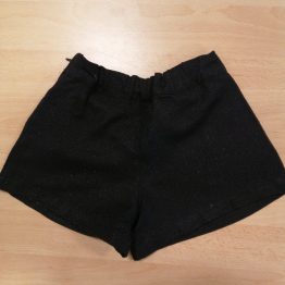 Short noir